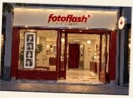 Foto Flash storefront visual reference